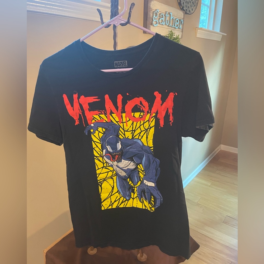 Venom Marvel Comics Graphic Black T-Shirt Top Size S Youth